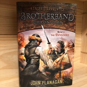 Brotherband Chronicles The Invaders Book 2 John Flanagan 2012 Hardback w DJ